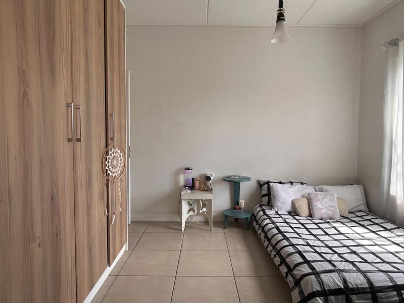 To Let 2 Bedroom Property for Rent in Sandown Western Cape